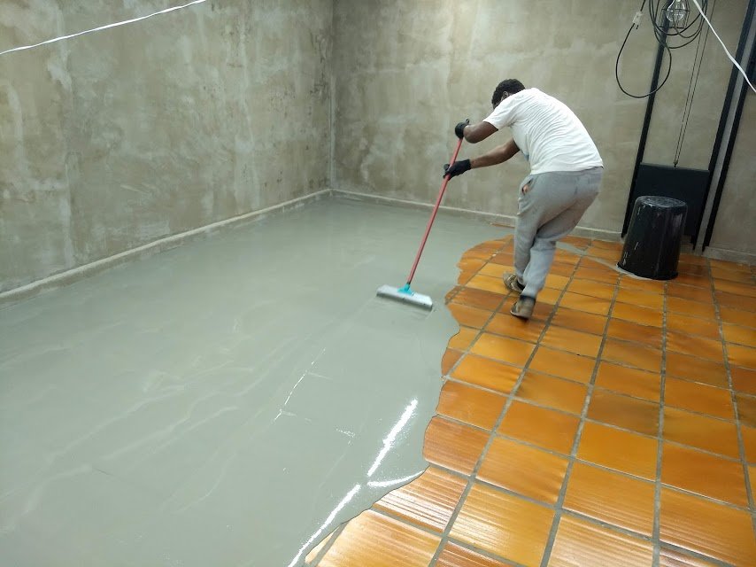 Pintura Epóxi Branco em Garagem
