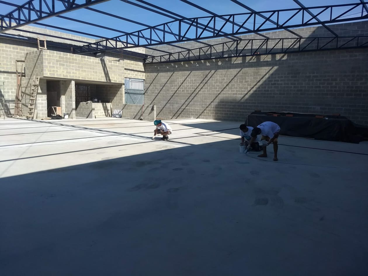 Pintura Resina Epóxi Para Galpão