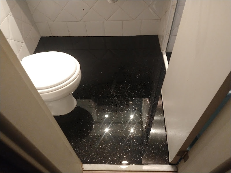 Porcelanato Liquido Preto Brilhoso