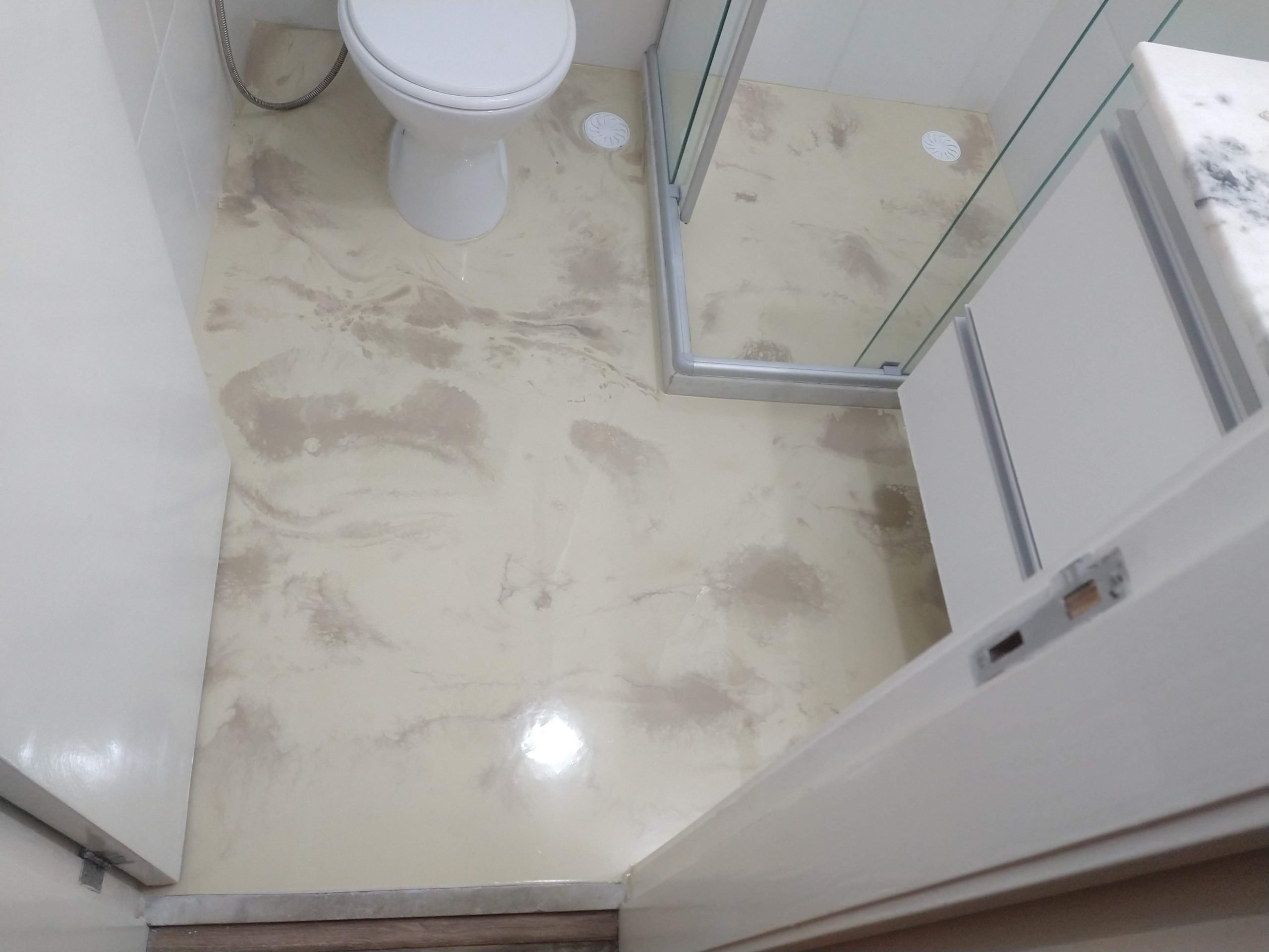 Infiltração no Banheiro Apartamento - Porcelanato Liquido 3D ...